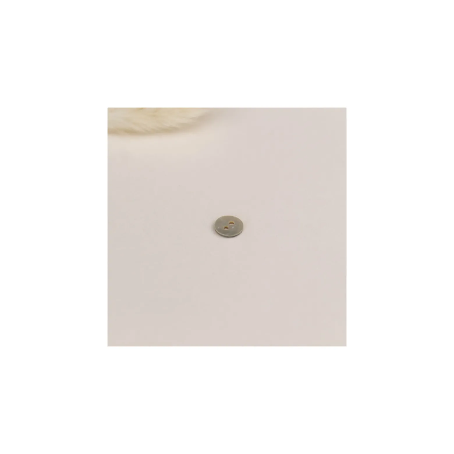 Bouton nacre Naturalia 9 mm - écru