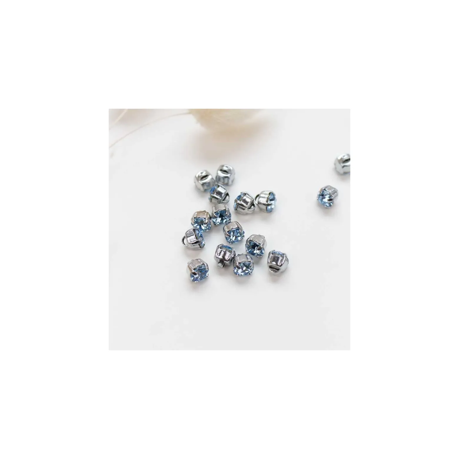 Bouton strass Sweet angels 7mm - bleu ciel