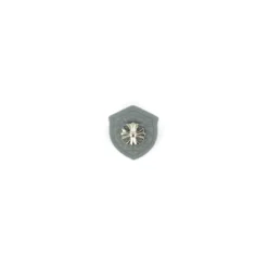 Broche blason croix gris