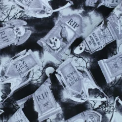 Coupon 100 cm x 110 cm Tissu coton Timeless Treasures - Tombstones - noir