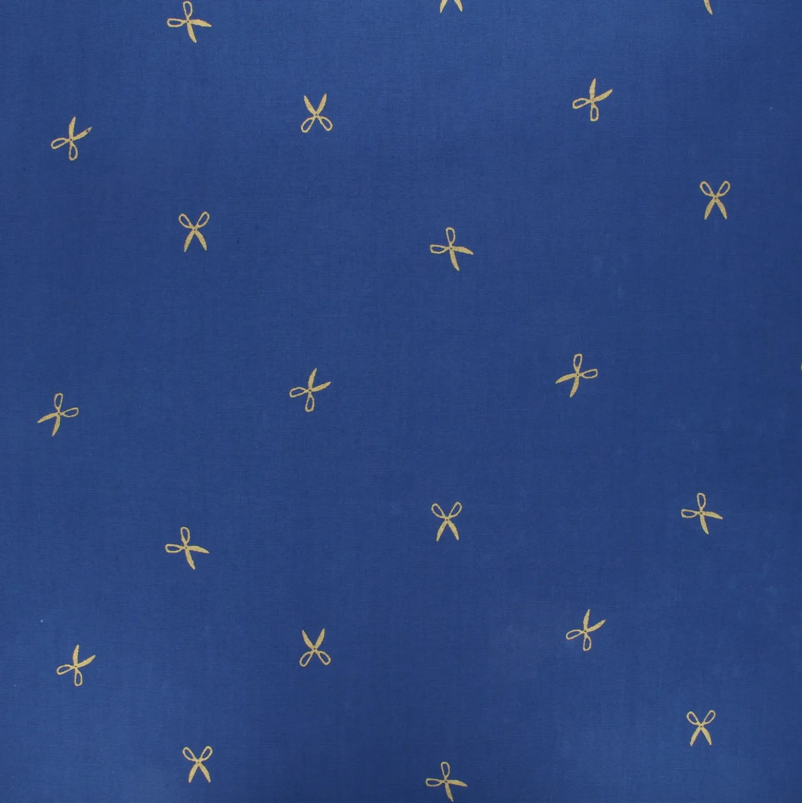Coupon tissu coton Hoffman Fabrics Batiks Ciseaux - bleu (50 cm x 110 cm)