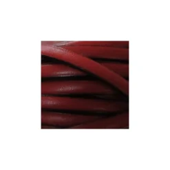 Cuir plat rouge par 50 cm