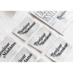 Etiquettes à coudre La Petite Maison Couture - Bonjour Mme, Mr (lot de 6)