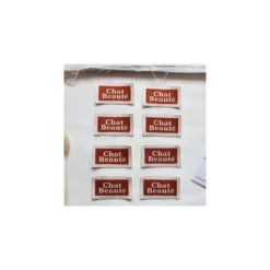 Etiquettes à coudre La Petite Maison Couture - Chat Beauté (lot de 8)