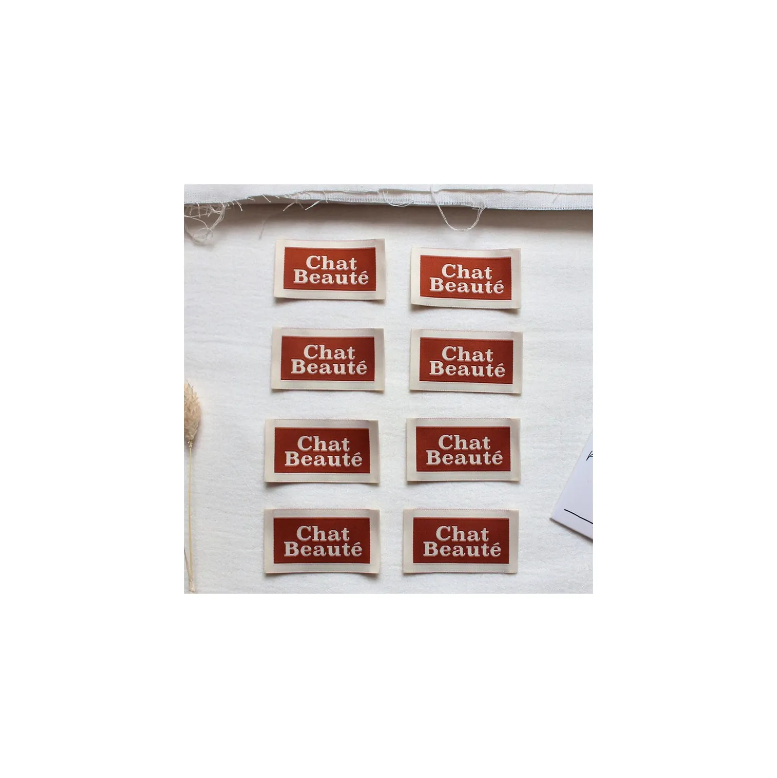 Etiquettes à coudre La Petite Maison Couture - Chat Beauté (lot de 8)