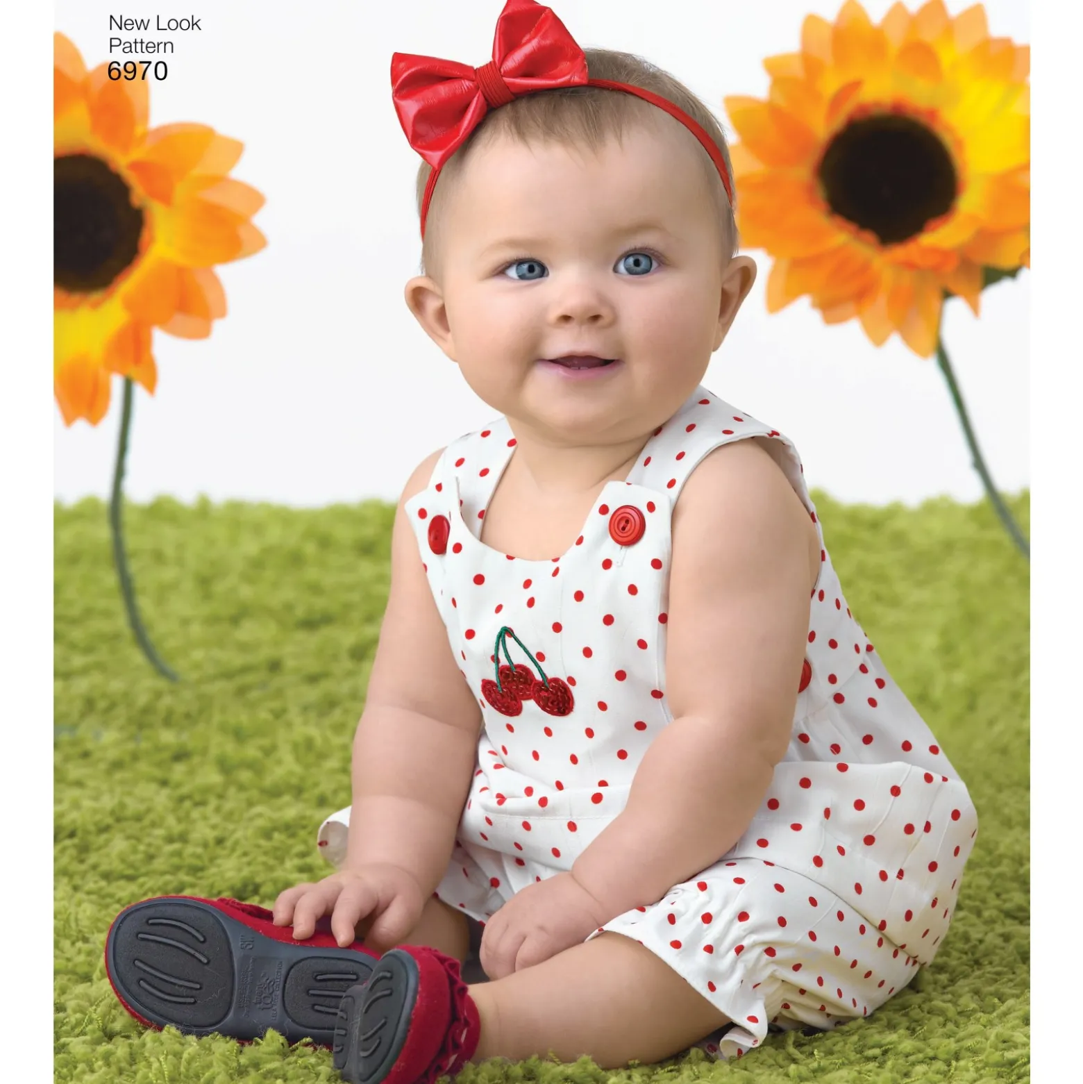 Patron Barboteuse sans Manche Bébé - New Look 6970