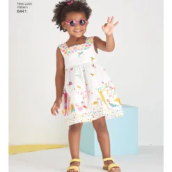 Patron Robe à Encolure Carrée Bébé - New Look 6441