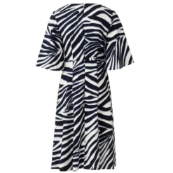 Patron robe manches papillons Femme - Burda n°6133