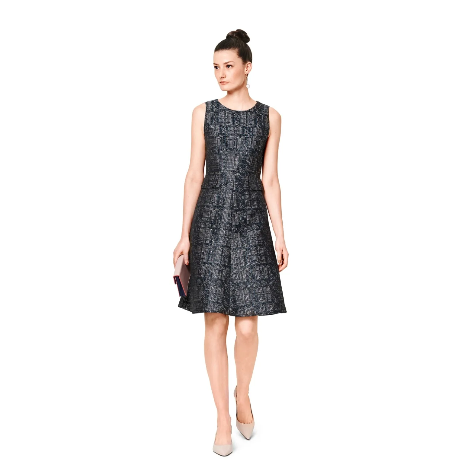 Patron robe trapèze Femme - Burda n°6099