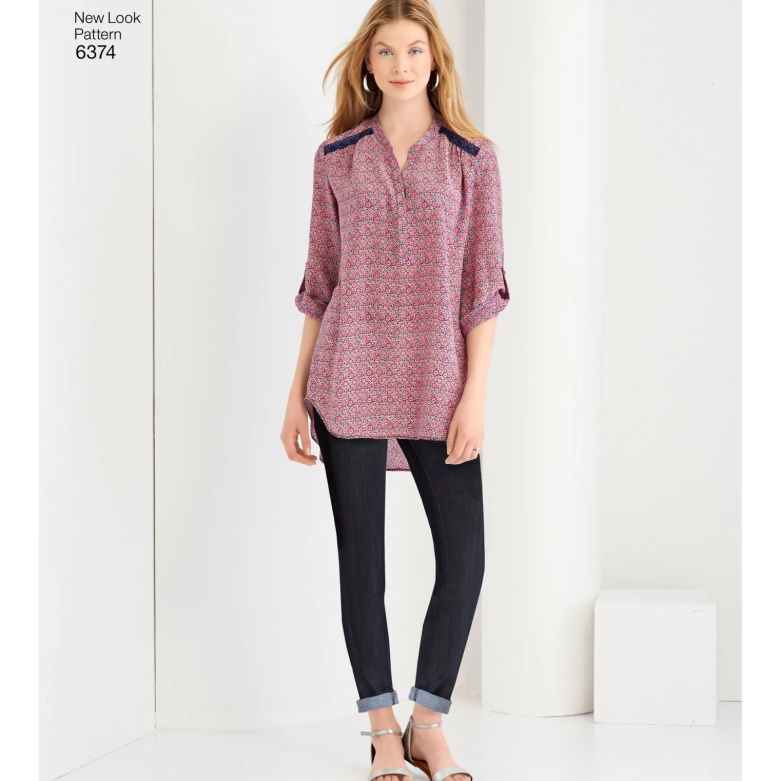 Patron Tunique Col Rond Fendu Femme - New Look 6374