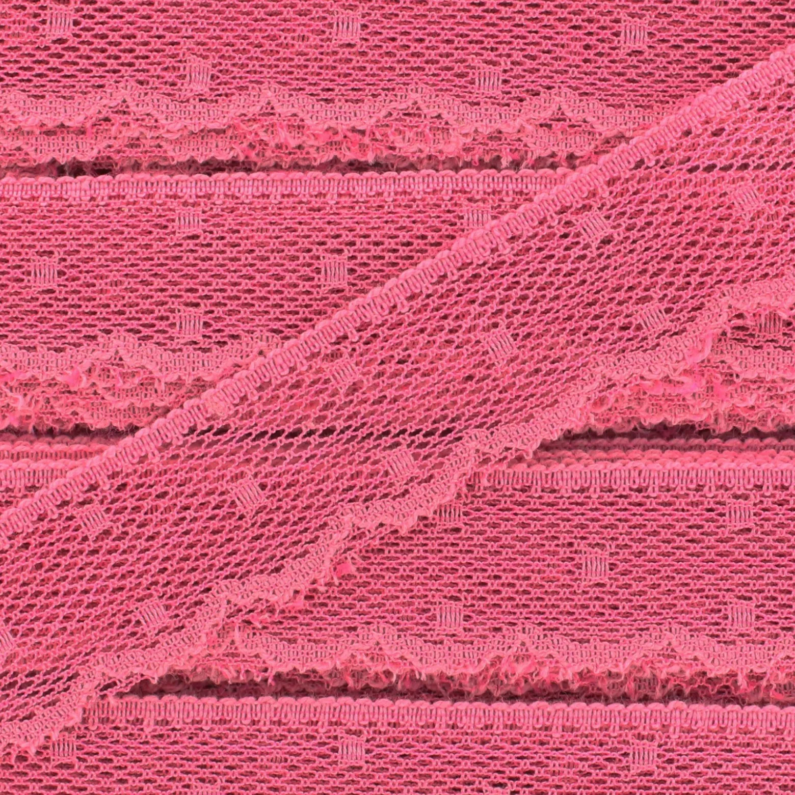 Ruban Dentelle festonnée Point d'esprit - rose fushia