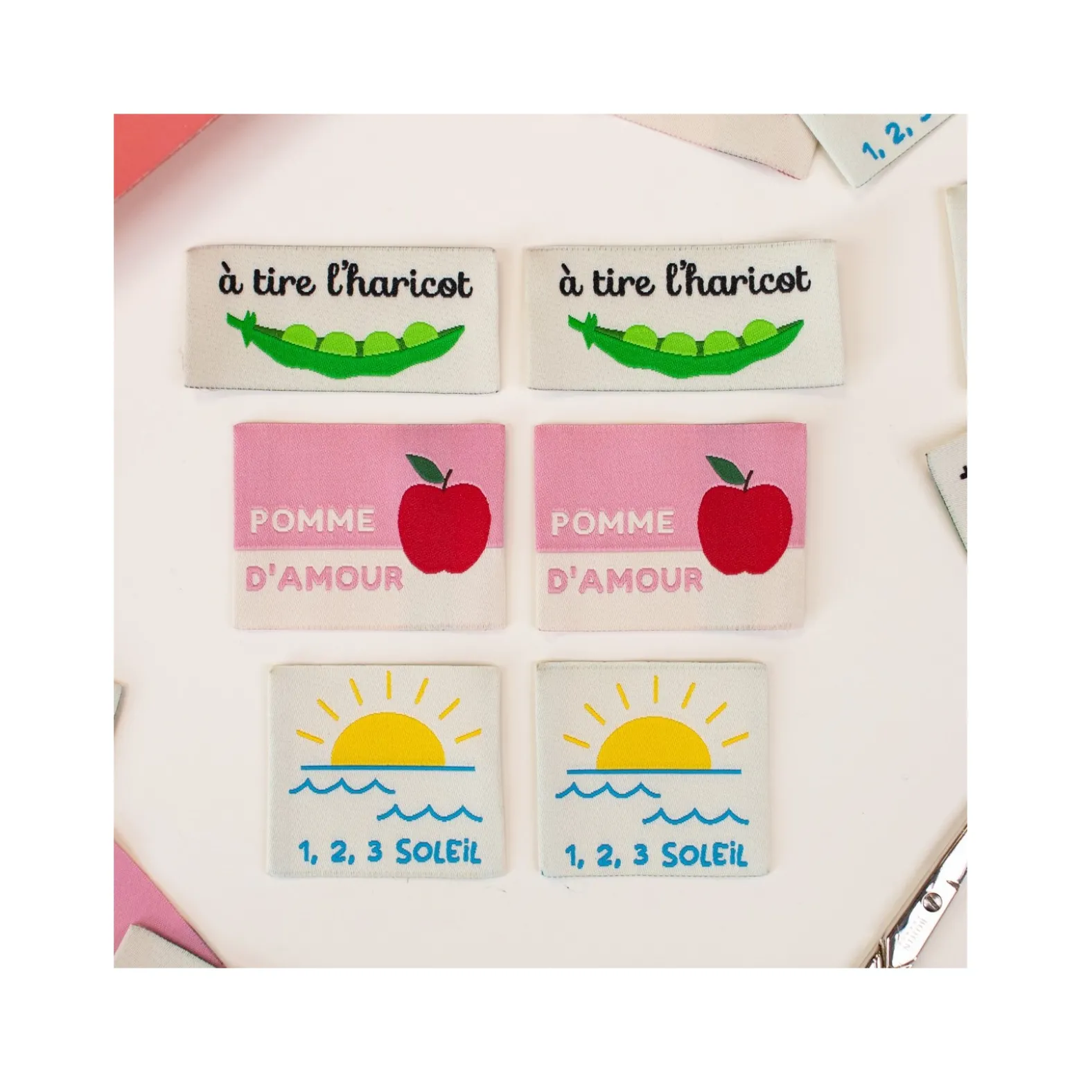 Étiquettes tissées à coudre - Happy kid (lot de 6)
