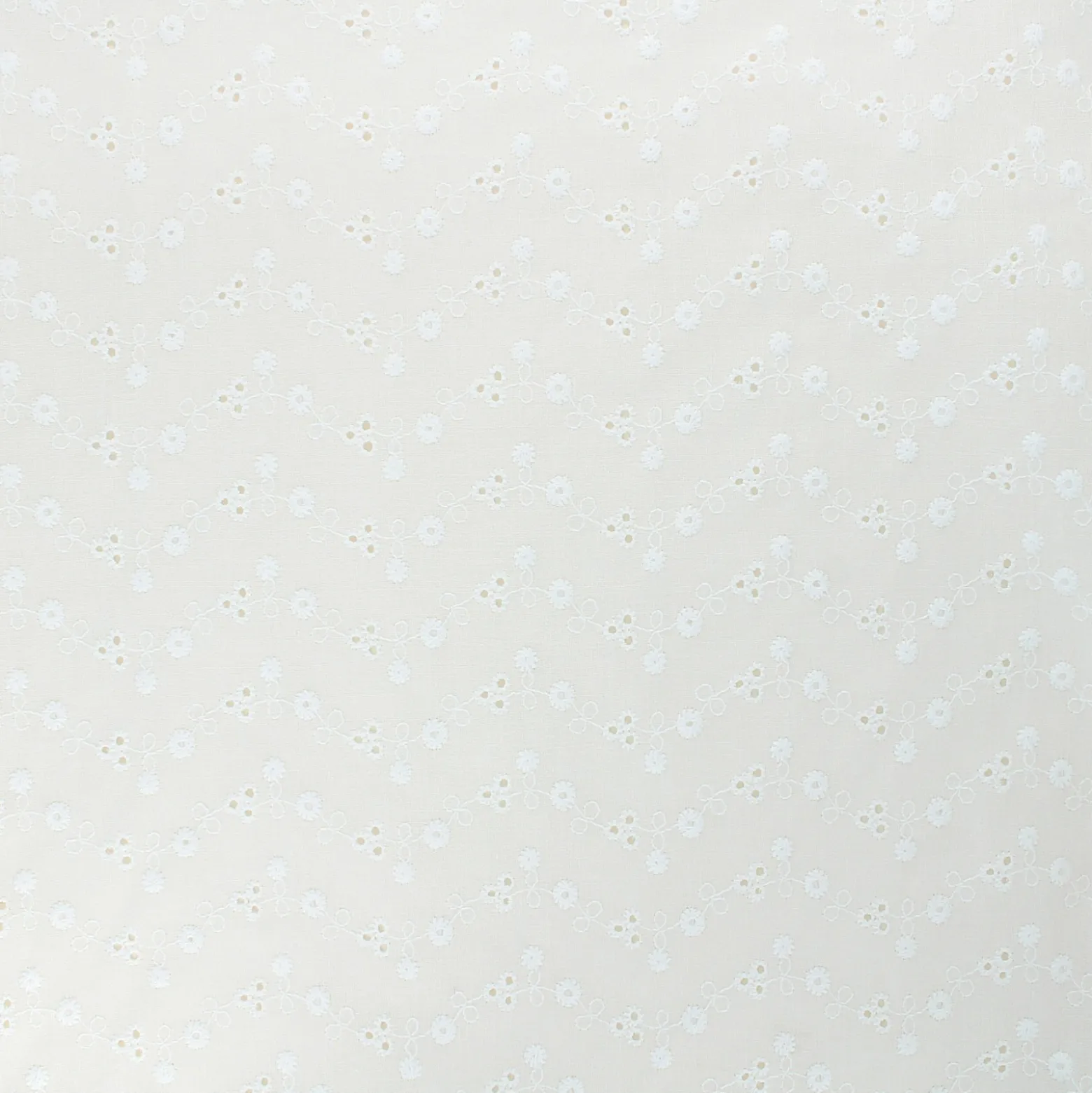 Tissu broderie anglaise Léontine - blanc cassé