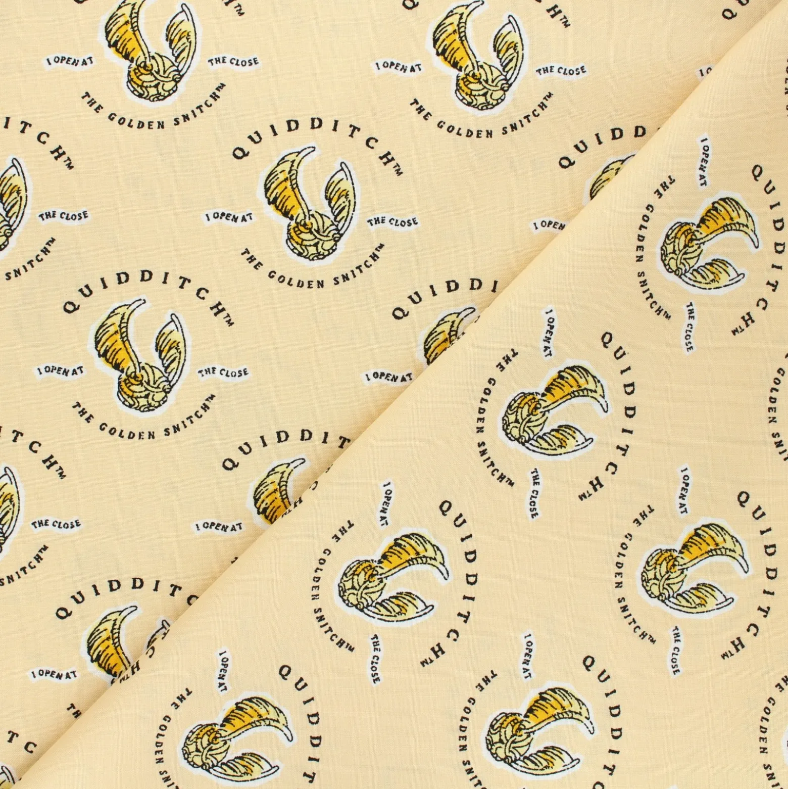 Tissu coton Harry Potter Quidditch et vif d'or - orange